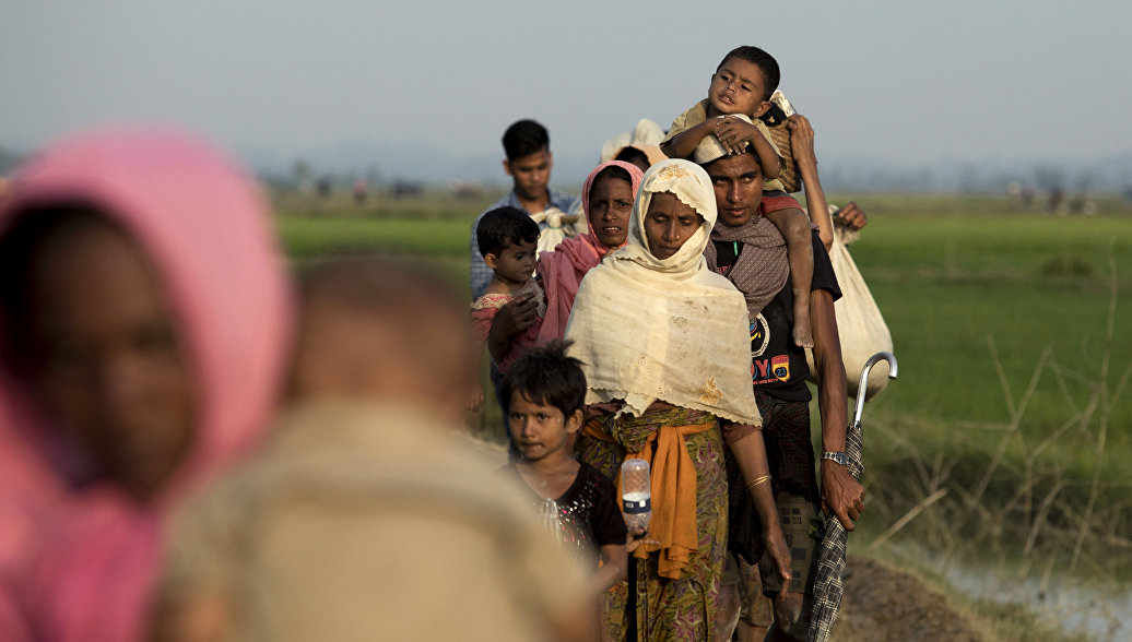 В Бангладеш потерпела крушение лодка с беженцами-рохинджа, есть жертвы - РИА Новости, 16.10.2017