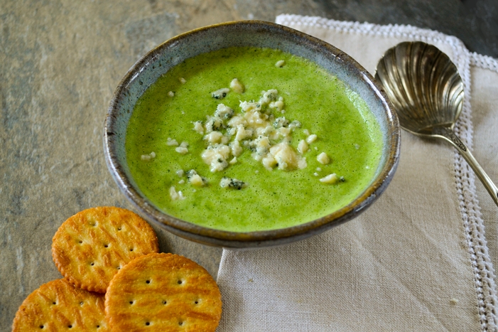 Quick Blender Broccoli and Stilton Soup - National Vegetarian Week - Tinned Tomatoes
