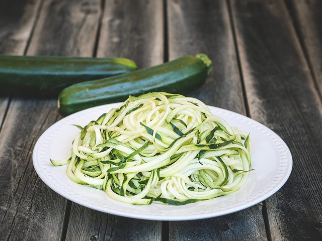 ♨ Recette de Salade de courgettes "spaghettis" | Cuisine Blog