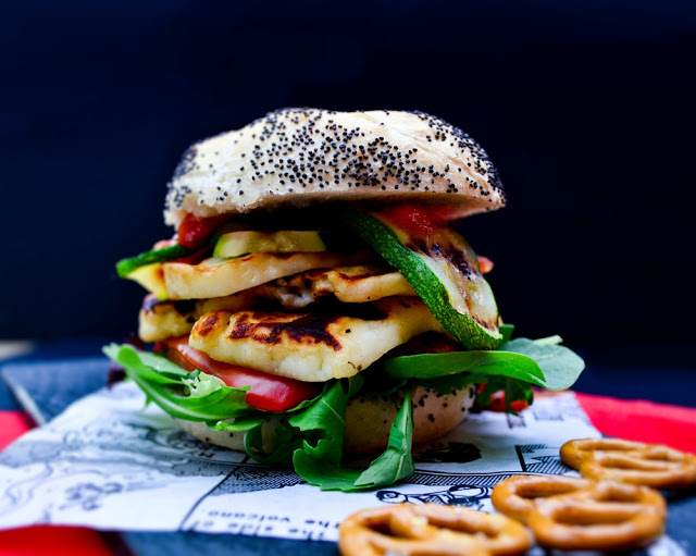 Grilled Halloumi & Red Pepper Burgers - Tinned Tomatoes