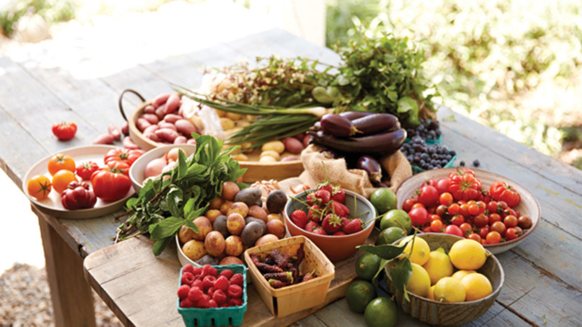 Shop Like a Chef: How to Make the Most of Summer Produce - Vegetarian Times