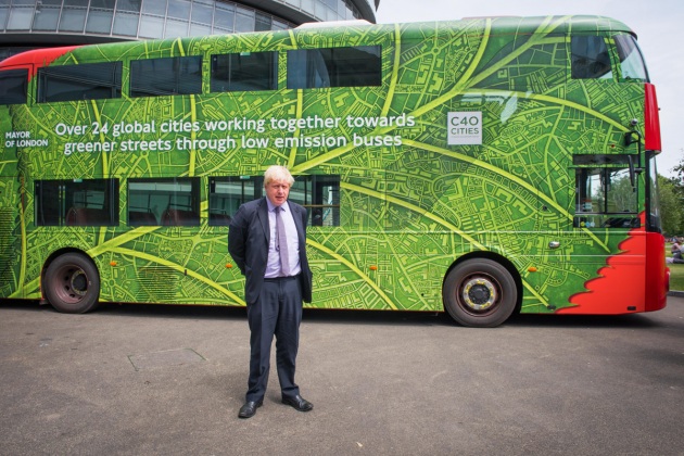Londra: arrivano i bus a due piani elettrici - Focus.it