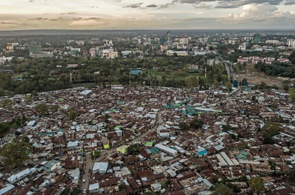 Les bidonvilles africains particulièrement vulnérables au réchauffement climatique | Le Devoir