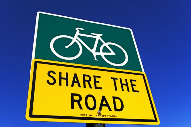 Bicicletta in città: 10 regole per pedalate sicure - Focus.it
