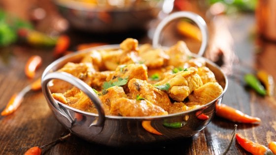 Dal curry alle mandorle: le più famose ricette etniche a base di pollo - Repubblica.it