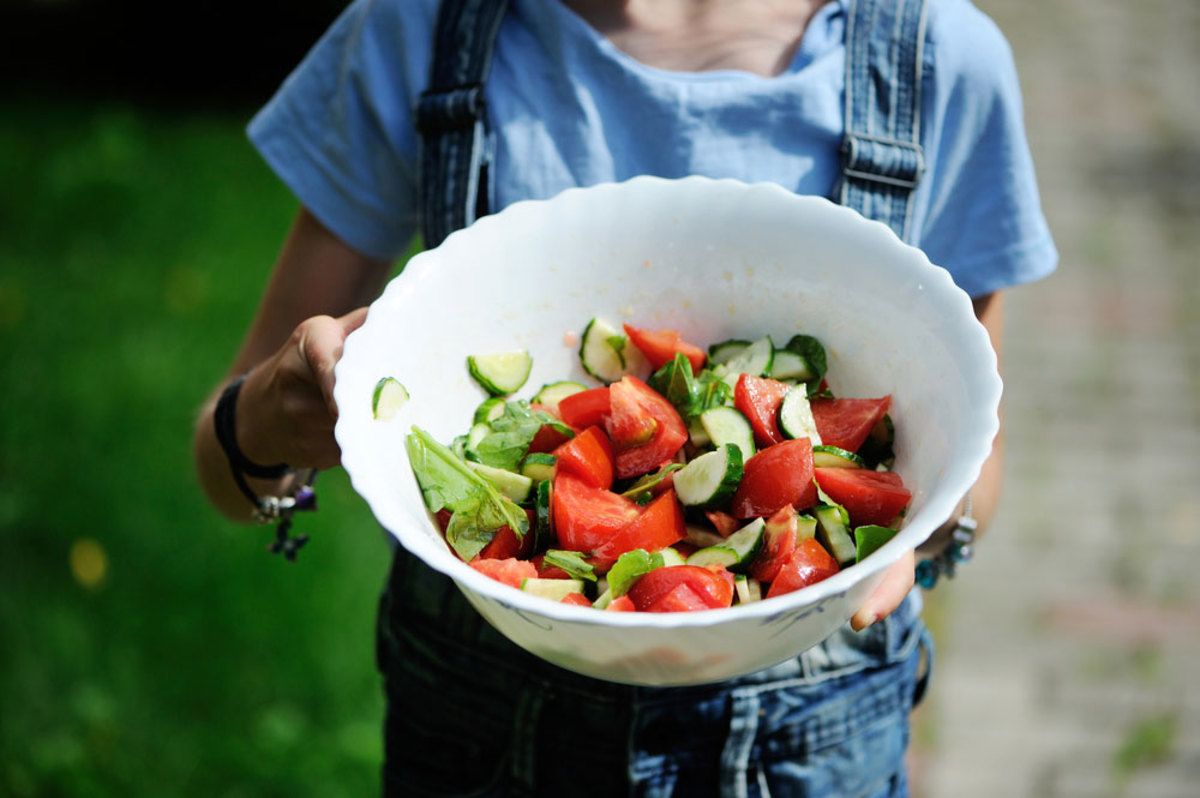 How to Raise Healthy Vegetarian Children - Vegetarian Times