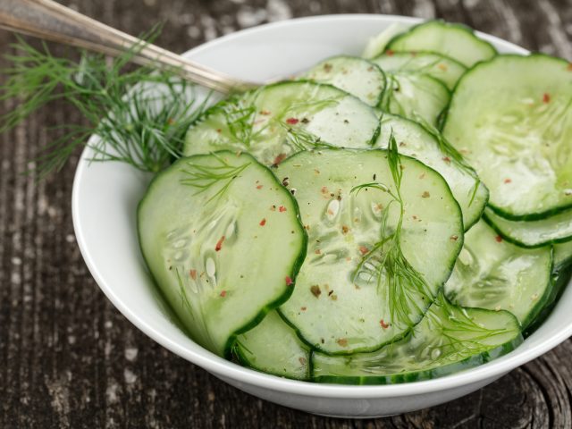 ♨ Recette de Salade de concombres au gros sel | Cuisine Blog