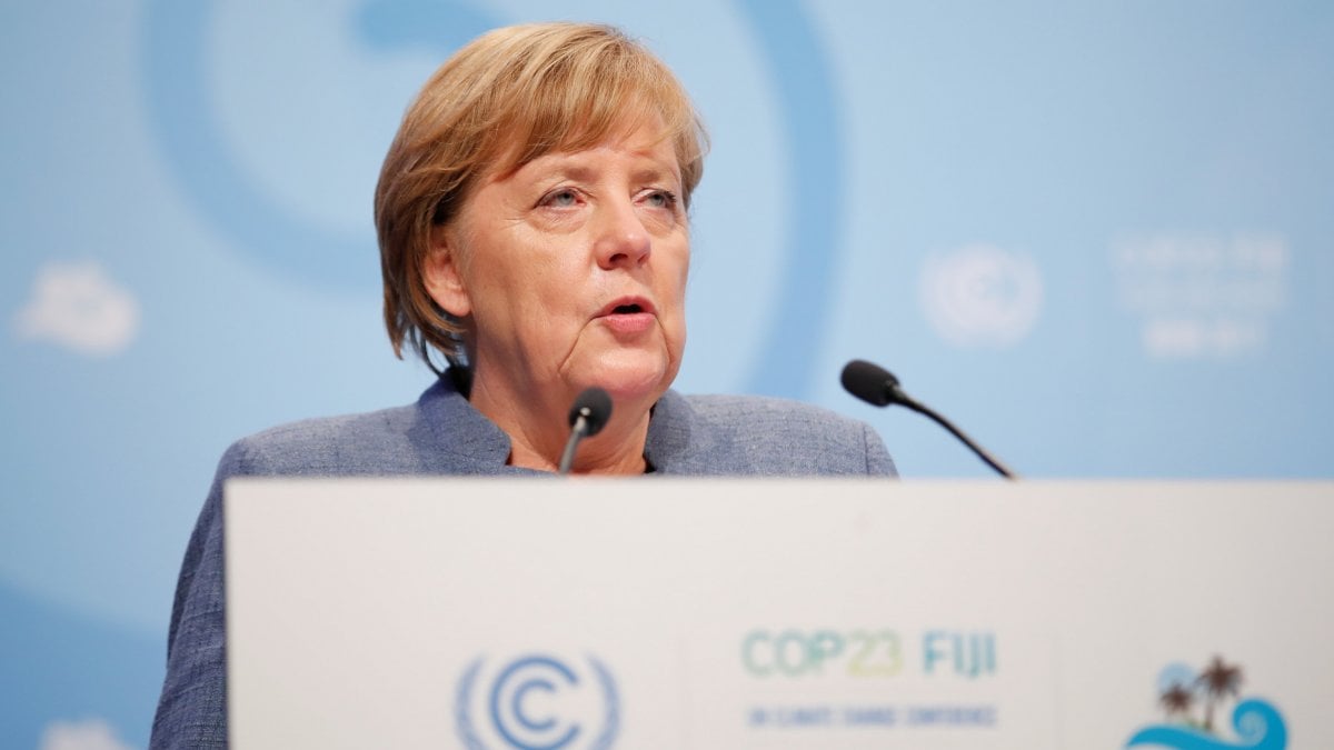 L'appello di Merkel: "Nel clima c'è il destino dell'umanità, proteggiamo il mondo" - Repubblica.it