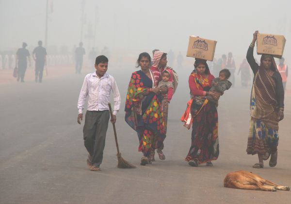 La pollution continue de suffoquer le nord de l’Inde et du Pakistan | Le Devoir