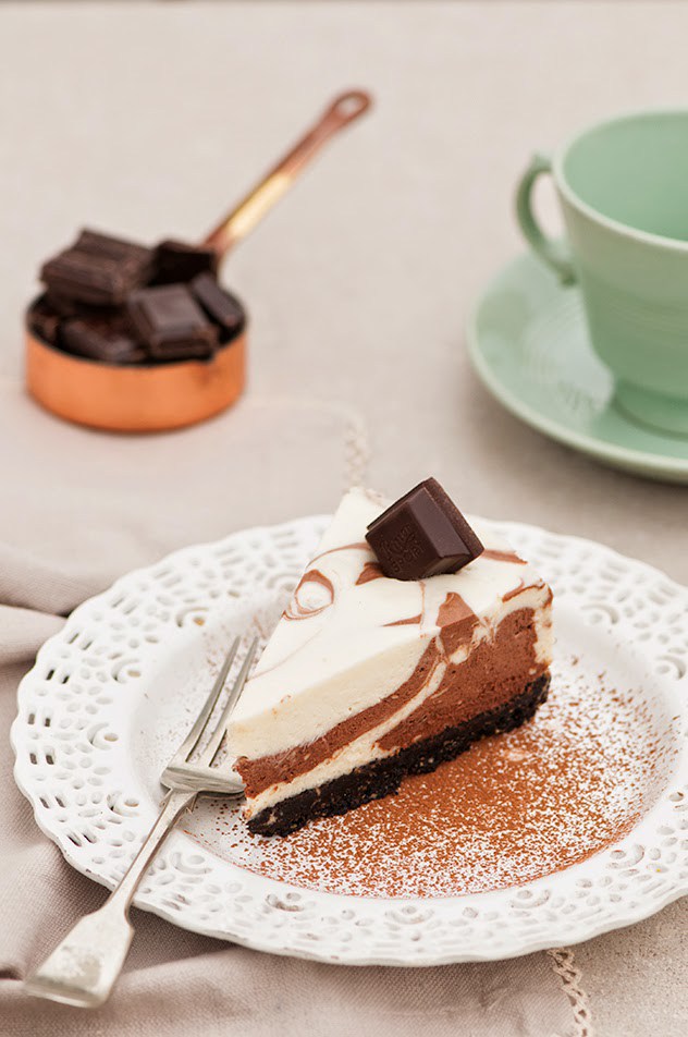 Cheesecake de Chocolate Blanco y Negro (sin hornear) - Espacio Culinario