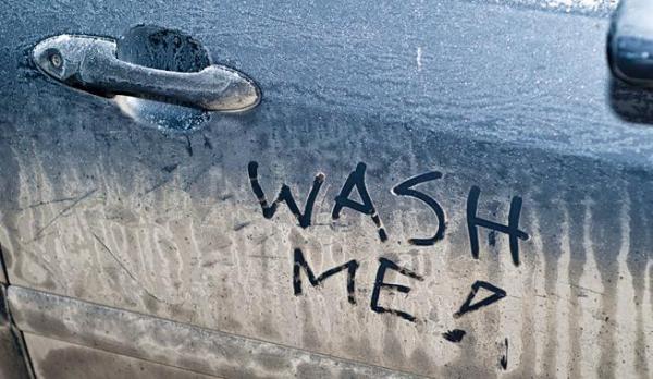 Cómo lavar el coche con poca agua o sin ella - EcologíaVerde