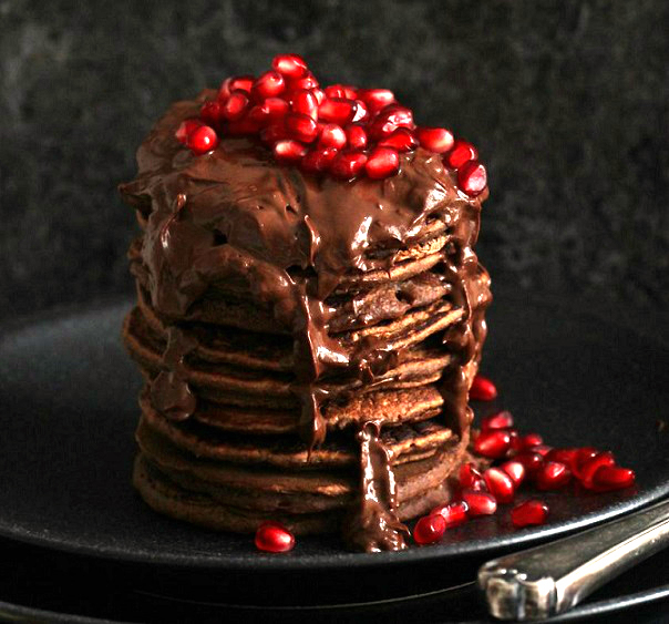 Glutenfreie Schokoladen-Pancakes | Jetzt vegane Rezepte ausprobieren