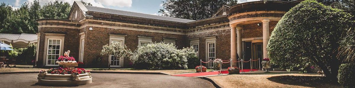Weddings - De Courceys Manor, Wales No1 Wedding Venue
