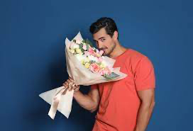 Why Gifting Flowers To Men Is Not a Bad Idea At All - Blog View - Truxgo.net - Truxgo Social Network